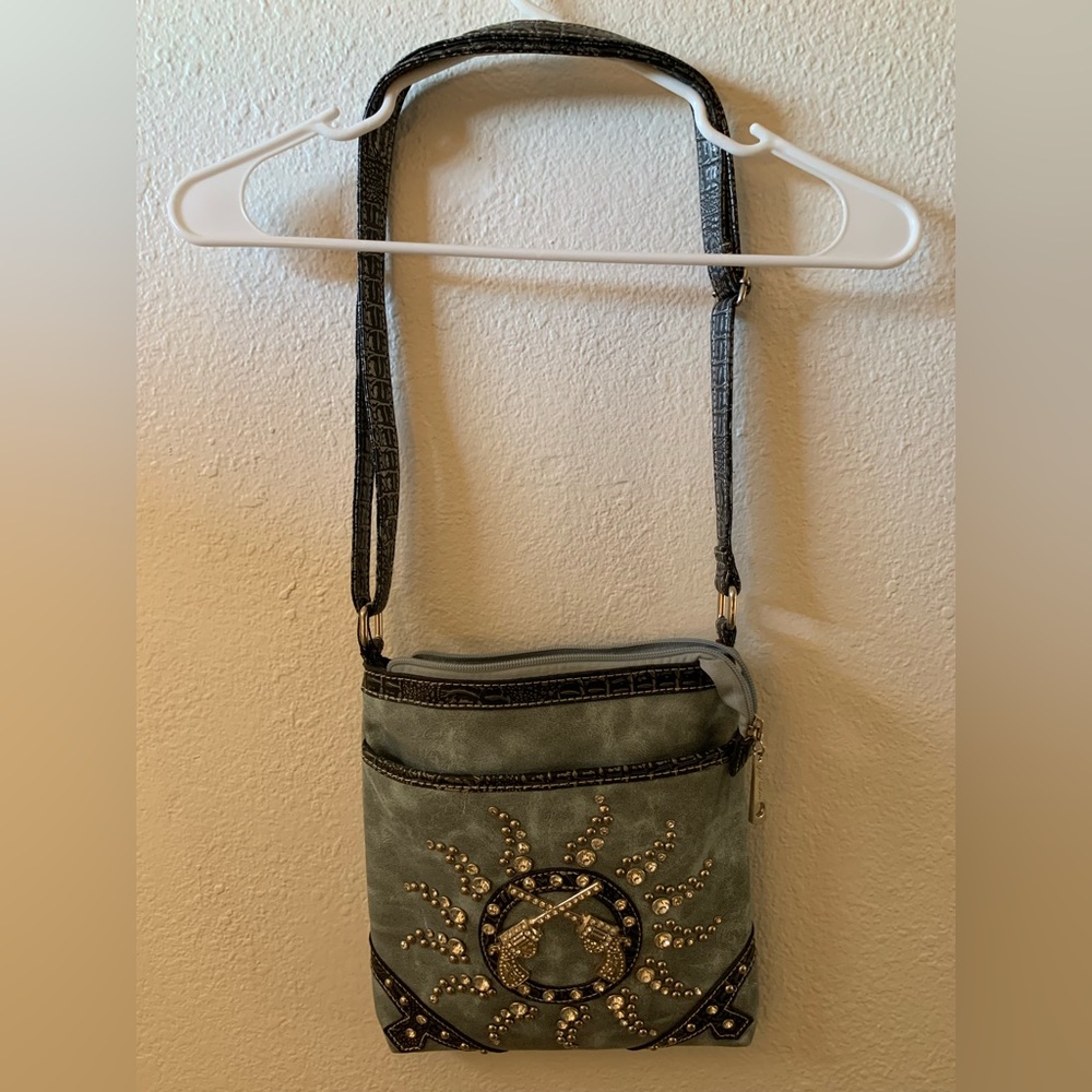 Purse - Picture 3 of 11